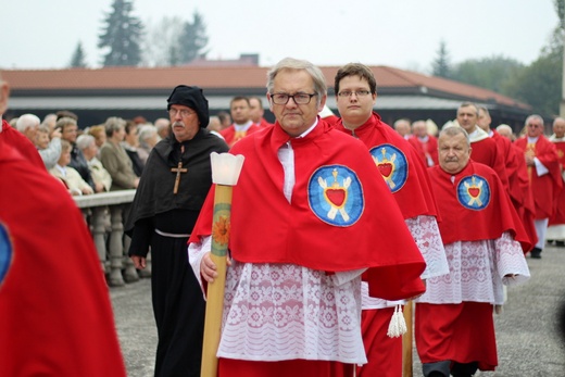 Zakończenie uroczystości odpustowych w Mogile