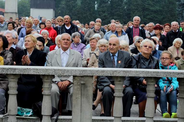 Zakończenie uroczystości odpustowych w Mogile