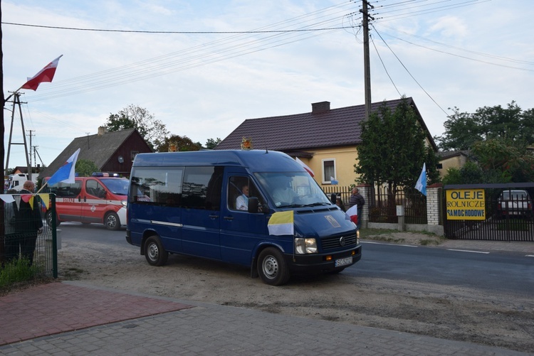 Powitanie ikony MB Częstochowskiej w Jeruzalu Skierniewickim