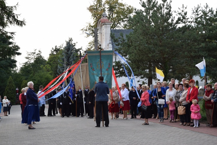 Powitanie ikony MB Częstochowskiej w Jeruzalu Skierniewickim