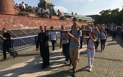 Nabożeństwo Drogi Krzyżowej na Wałach Jasnogórskich