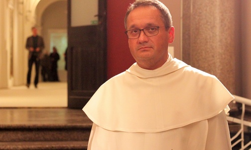 Świadectwa łask i Żywa Korona