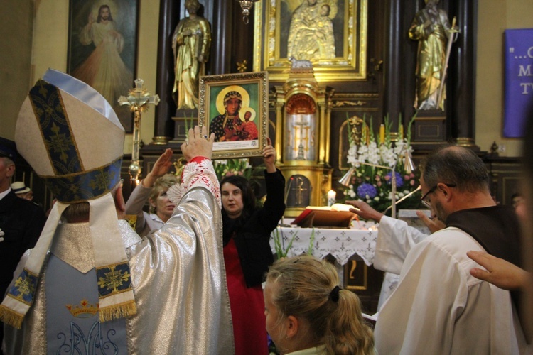 Powitanie ikony MB Częstochowskiej w Chojnacie