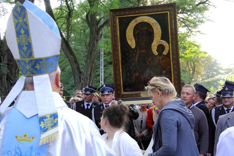 Powitanie ikony MB Częstochowskiej w Chojnacie