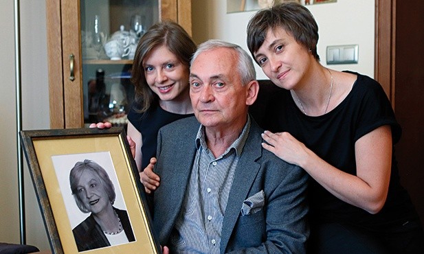 Zosia (od lewej), Tadeusz i Magda ani na chwilę nie odstępowali Anny w ostatnich tygodniach życia.