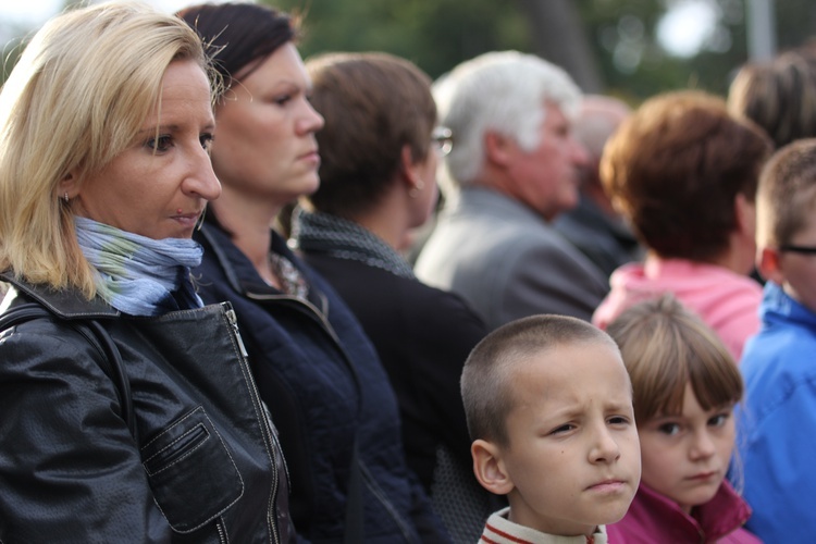 Powitanie ikony MB Częstochowskiej w Radziejowicach