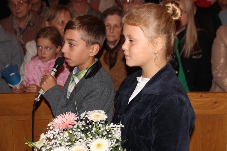 Powitanie ikony MB Częstochowskiej w Radziejowicach