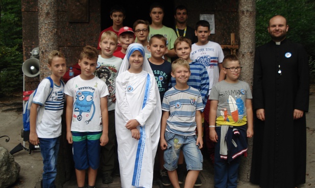 Pielgrzymka do kaplicy w Lipnie