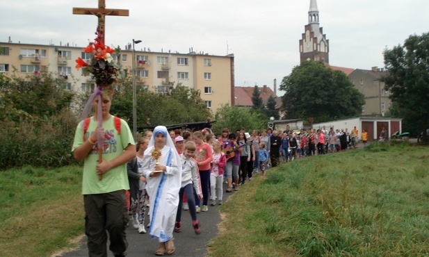 Pielgrzymkowa osiemnastka młodych