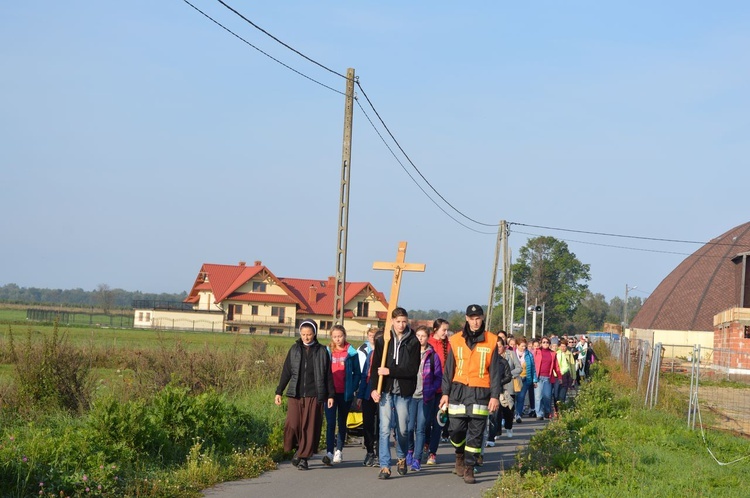 Pielgrzymka z Czarnego Dunajca do Nowego Targu cz.1