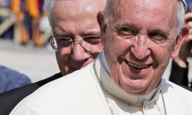 Papież do rodzin ofiar z Nicei: Na ataki diabła można odpowiedzieć tylko...