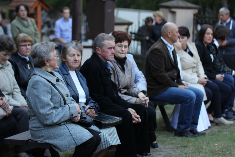 Powitanie ikony MB Częstochowskiej w Lutkówce