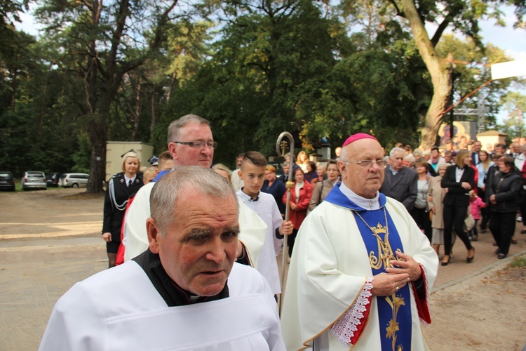 Powitanie ikony MB Częstochowskiej w Lutkówce