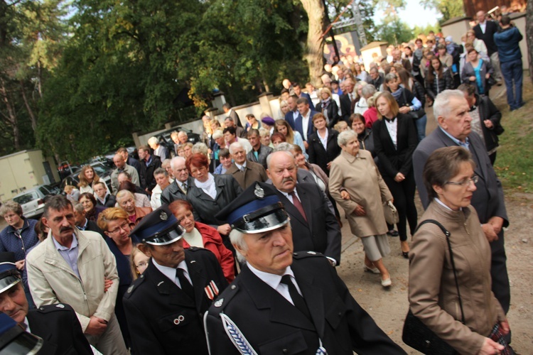 Powitanie ikony MB Częstochowskiej w Lutkówce