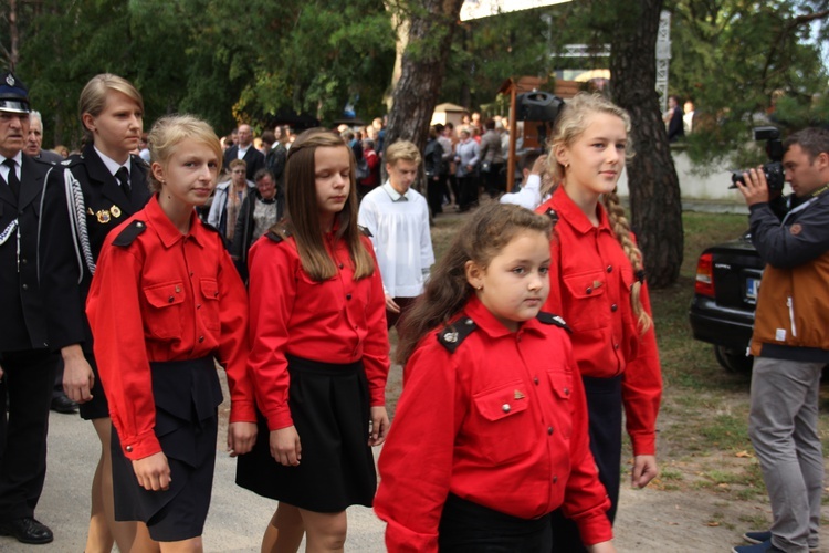 Powitanie ikony MB Częstochowskiej w Lutkówce