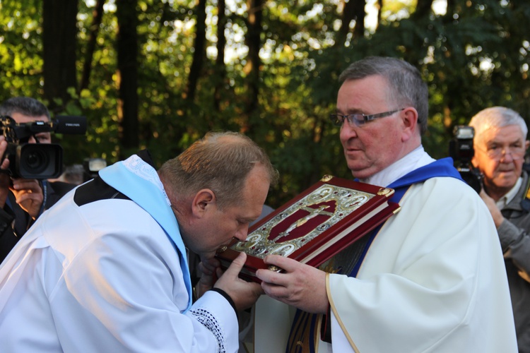 Powitanie ikony MB Częstochowskiej w Lutkówce