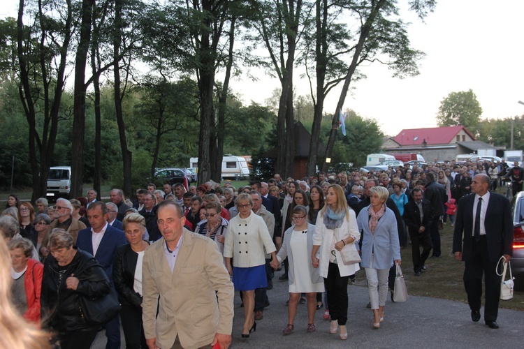 Powitanie ikony MB Częstochowskiej w Lutkówce