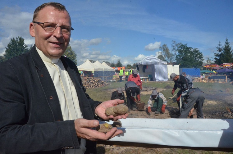 Święto pieczonego ziemniaka