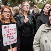 Protesty przeciwko obronie życia