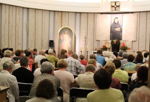 Czuwanie Apostolstwa Dobrej Śmierci w Łagiewnikach