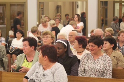 Czuwanie Apostolstwa Dobrej Śmierci w Łagiewnikach