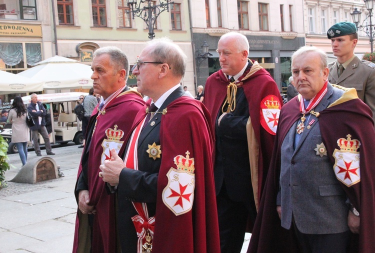 Procesja z relikwiami św. Stanisława i św. Doroty