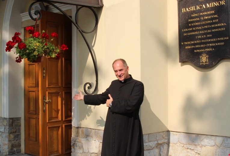 Ks. Piotr Konieczny zaprasza na nowy cykl "Katechezy w bazylice"