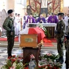 Pogrzeb kpt. Aleksandra Życińskiego ps. "Wilczur" odbył się z wojskowymi honorami