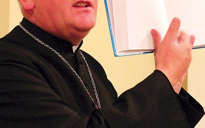 Abp Józef Górzyński prosił, by każdy przeczytał w Katechizmie Kościoła Katolickiego definicję liturgii