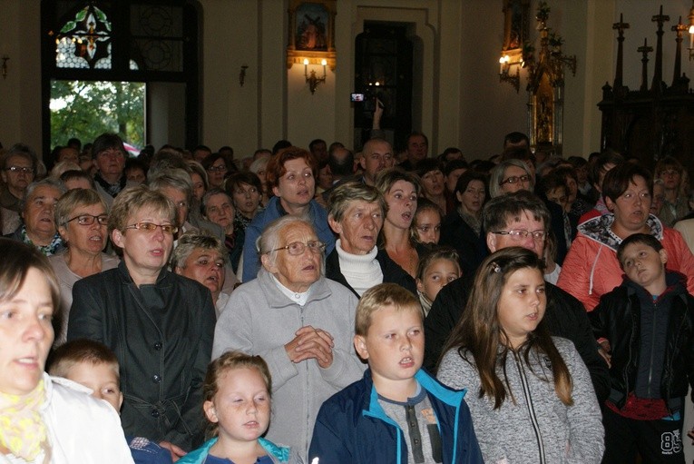 Powitanie ikony MB Częstochowskiej w Lubani