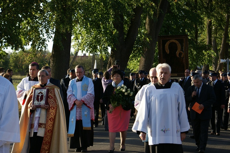 Powitanie ikony MB Częstochowskiej w Osuchowie