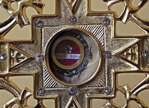 ▲	Od czerwca relikwie bł. Bartolo Longo znajdują się w oblackiej parafii pw. NMP Królowej Pokoju na wrocławskich Popowicach.