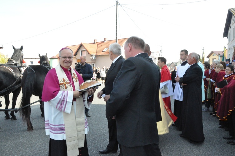 Poświęcenie kościoła w Ostrożnicy