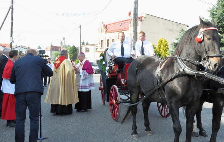 Poświęcenie kościoła w Ostrożnicy