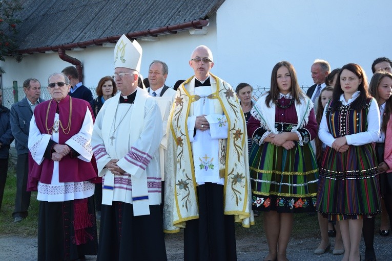 Powitanie MB Częstochowskiej w Lewinie