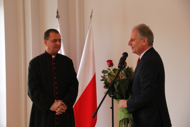 Ks. Jerzy Więcek kapelanem służby cywilnej