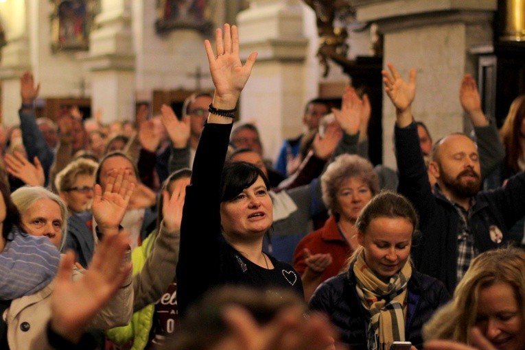 Rekolekcje "Tchnienie Ducha Świętego" z o. Cadeddu