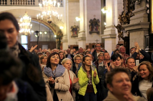 Rekolekcje "Tchnienie Ducha Świętego" z o. Cadeddu