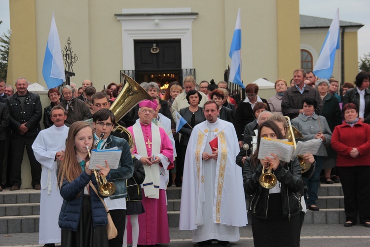 Powitanie ikony MB Częstochowskiej w Żdżarach