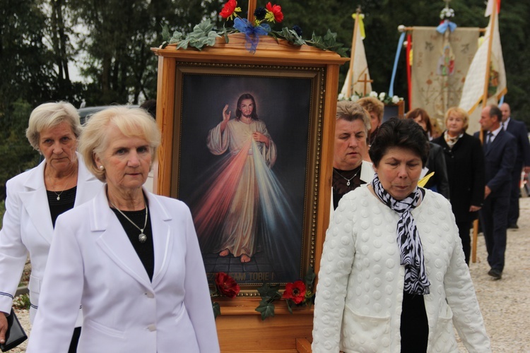 Powitanie ikony MB Częstochowskiej w Żdżarach