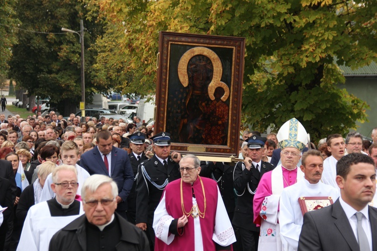 Powitanie ikony MB Częstochowskiej w Żdżarach