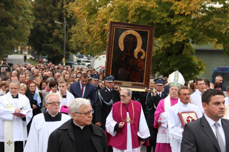 Powitanie ikony MB Częstochowskiej w Żdżarach