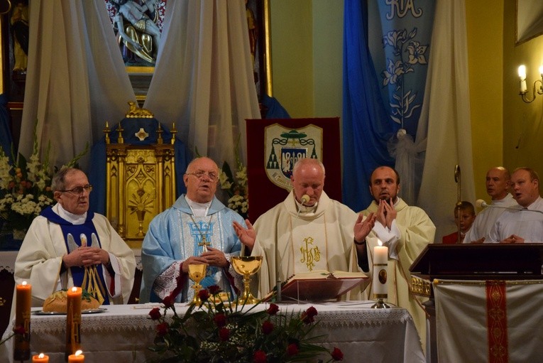 Powitanie ikony MB Częstochowskiej w Nowym Mieście nad Pilicą