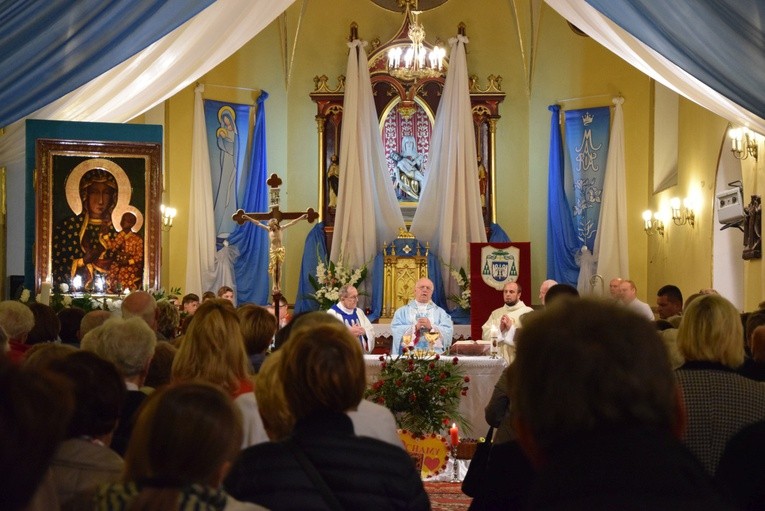 Powitanie ikony MB Częstochowskiej w Nowym Mieście nad Pilicą