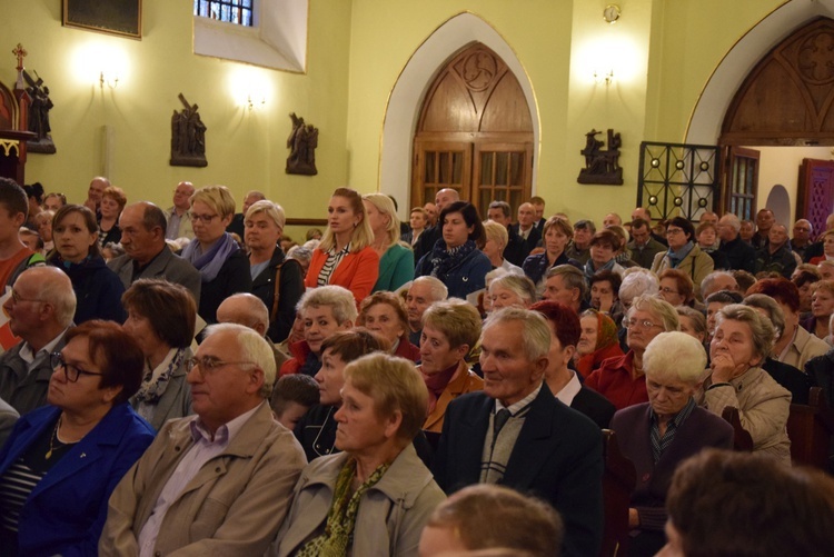 Powitanie ikony MB Częstochowskiej w Nowym Mieście nad Pilicą