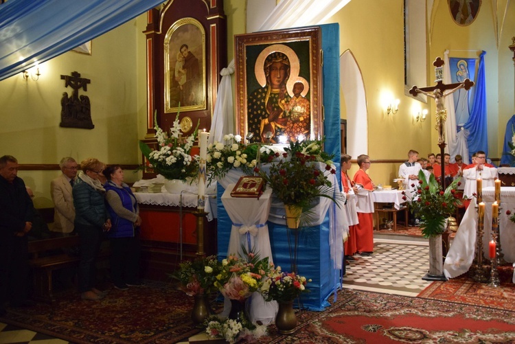 Powitanie ikony MB Częstochowskiej w Nowym Mieście nad Pilicą