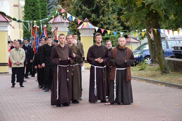 Powitanie ikony MB Częstochowskiej w Nowym Mieście nad Pilicą