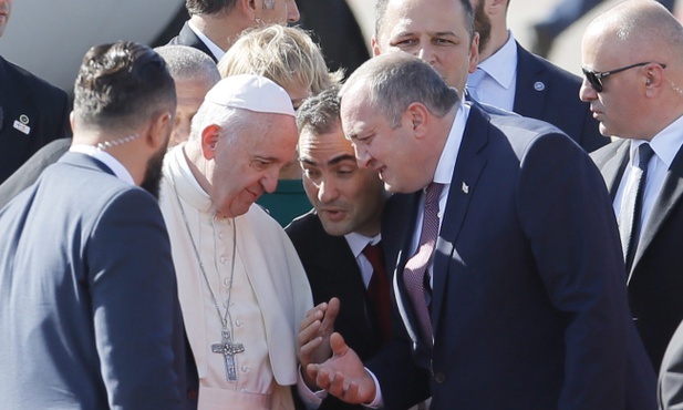 "Niech Bóg błogosławi Gruzję i obdarza ją pokojem i dobrobytem!"