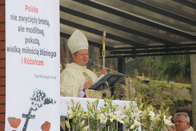 Różaniec to modlitwa dla każdego