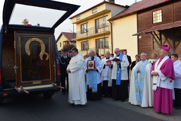 Powitanie ikony MB Częstochowskiej w Rzeczycy